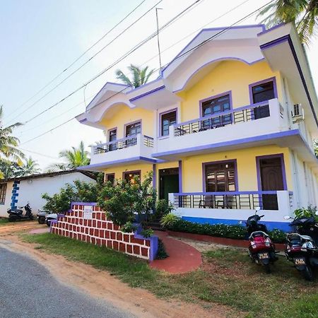 Lobo'S Guesthouse กาเวลอสซิม ภายนอก รูปภาพ