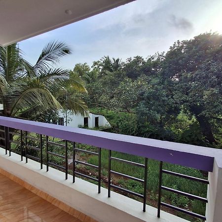Lobo'S Guesthouse กาเวลอสซิม ภายนอก รูปภาพ