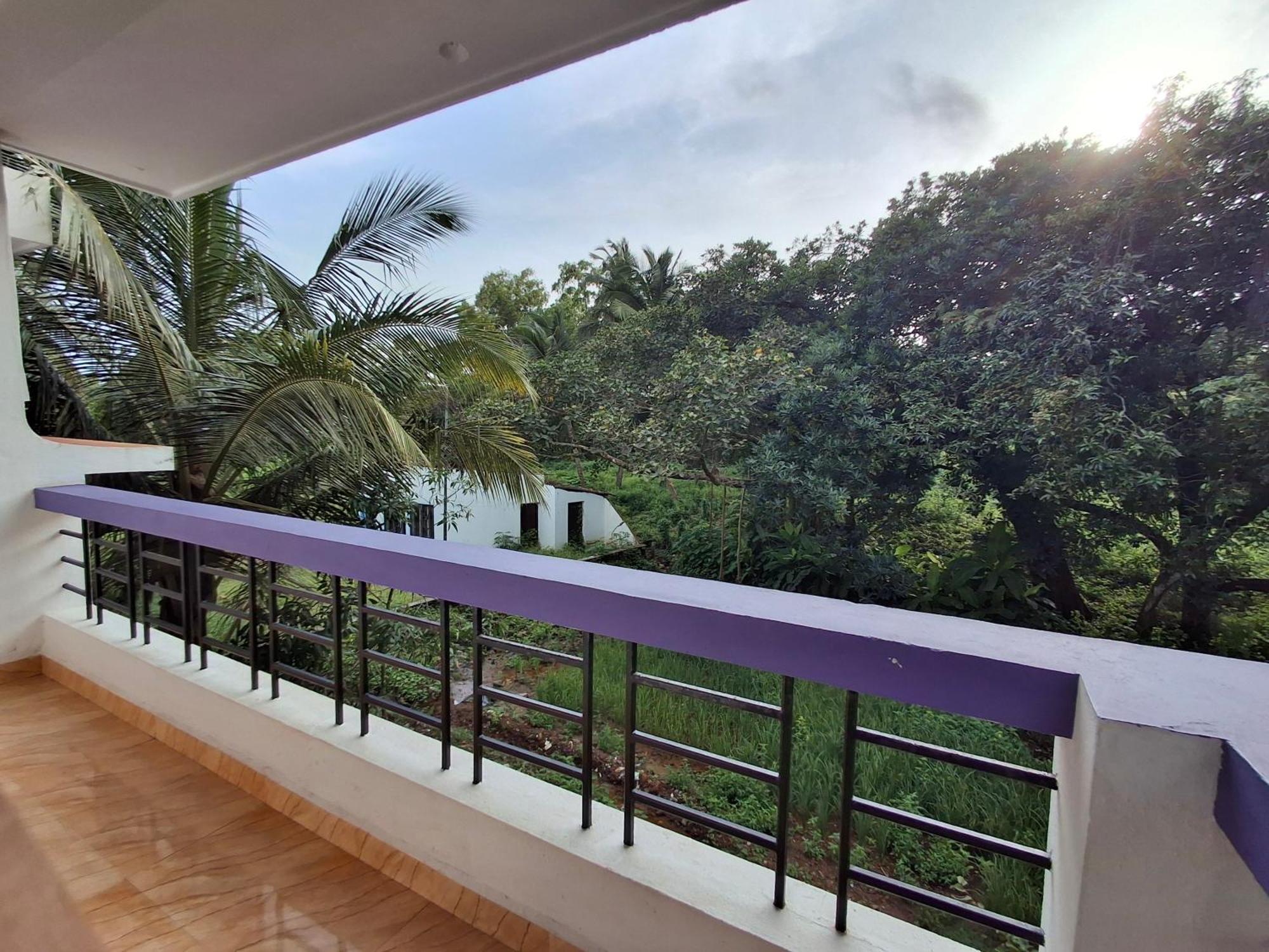 Lobo'S Guesthouse กาเวลอสซิม ภายนอก รูปภาพ