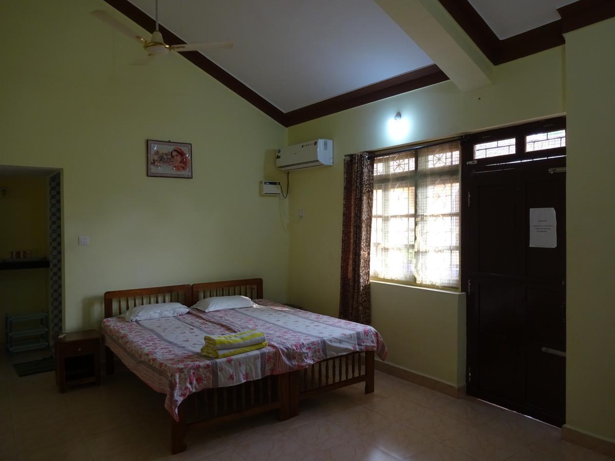 Lobo'S Guesthouse กาเวลอสซิม ภายนอก รูปภาพ